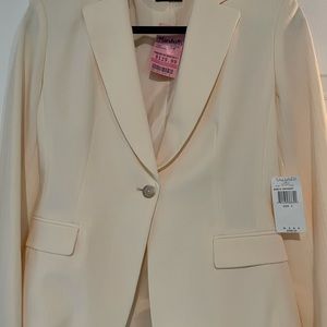 Tahari Blazer